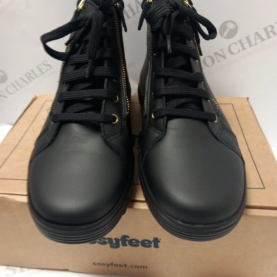 BOXED COSYFEET MIM016H BLACK SIZE 6.5