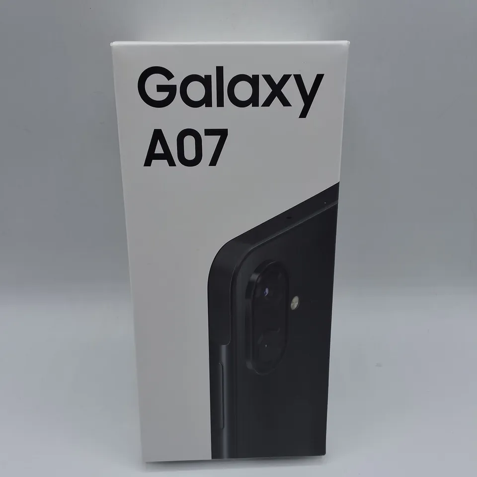 BOXED SAMSUNG GALAXY A07 4/64GB IN BLACK - SM-A075F