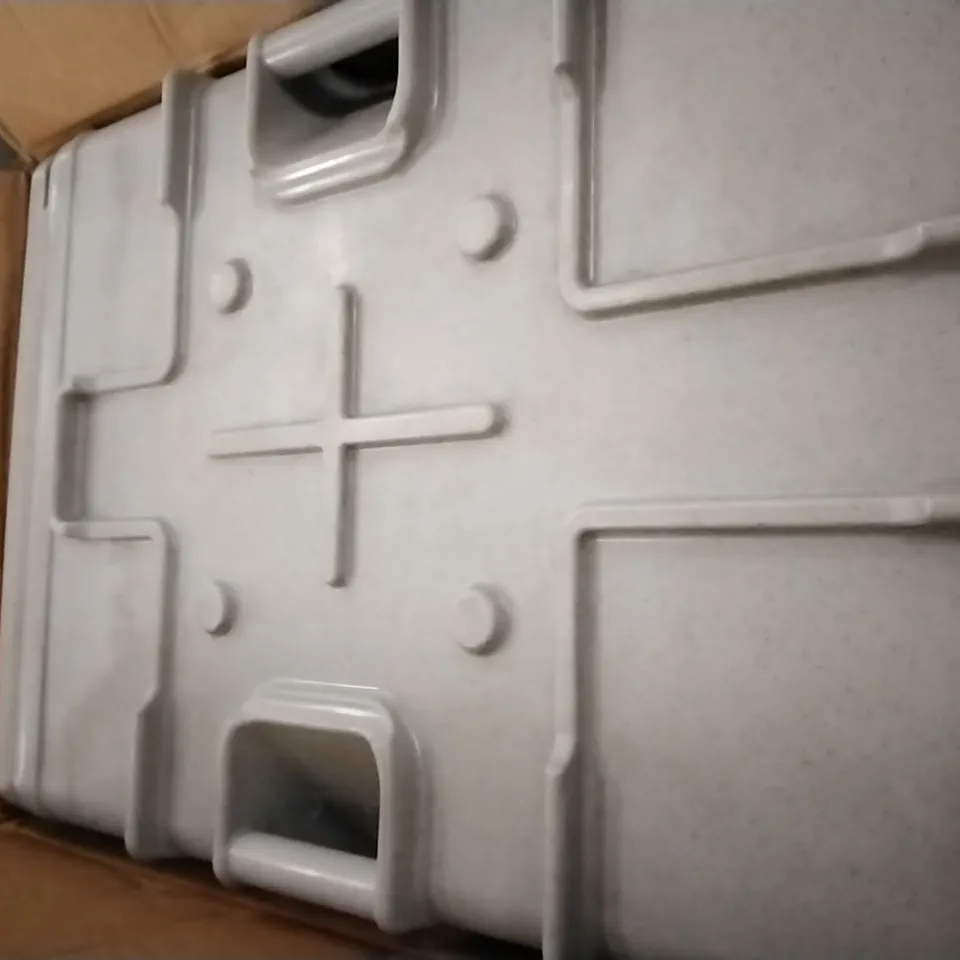 BOXED PLASTIC STORAGE CONTAINER