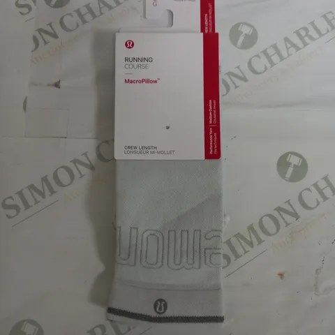 LULULEMON RUNNING COURSE CREW LENGTH SOCKS - LARGE