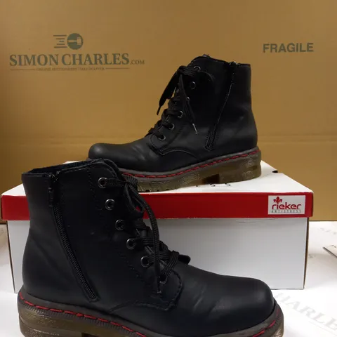RIEKER LACE ANKLE BOOT SIZE 4