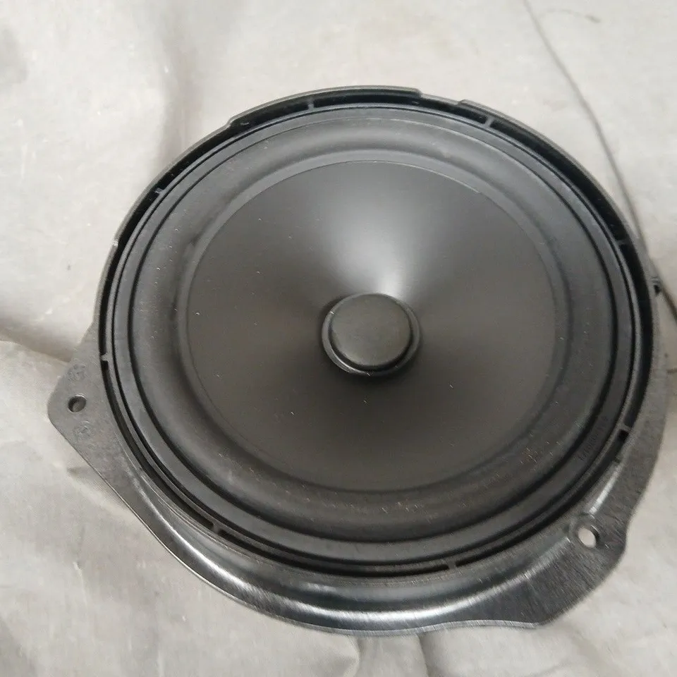 MERCEDES BENZ C C204 FRONT RIGHT LEFT DOOR SOUND SYSTEM SPEAKER