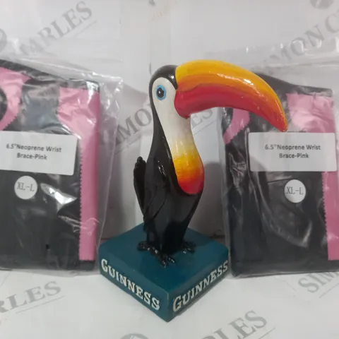 APPROXIMATELY 20 ASSORTED HOUSEHOLD ITEMS TO INCLUDE NEOPRENE WRIST BRACE IN PINK, GUINNESS TOUCAN, ETC
