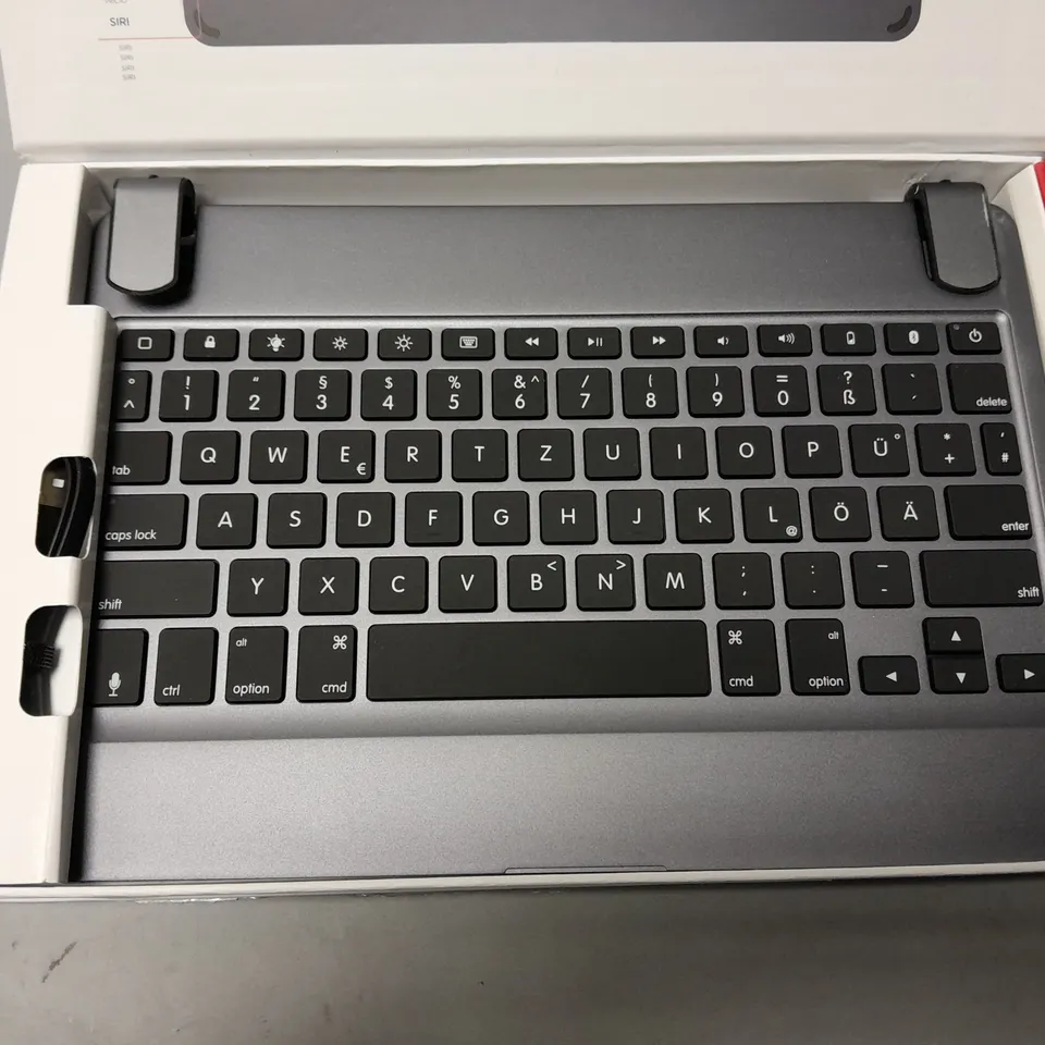 BOXED BRYDGE WIRELESS KEYBOARD FOR 10.2-inch iPAD