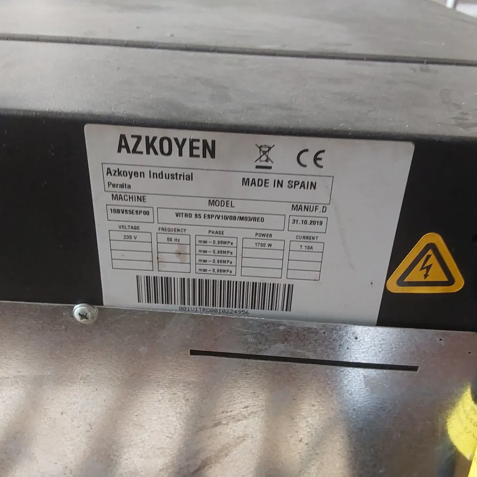 AZKOYEN VITRO S5 COMMERCIAL COFFEE MACHINE 