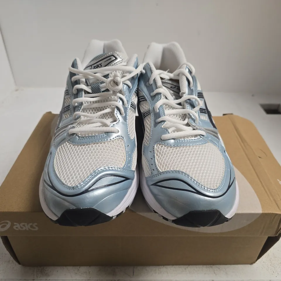 BOXED PAIR OF ASICS GEL-KAYANO 14 RUNNING SHOES – UK 11 (US 12)