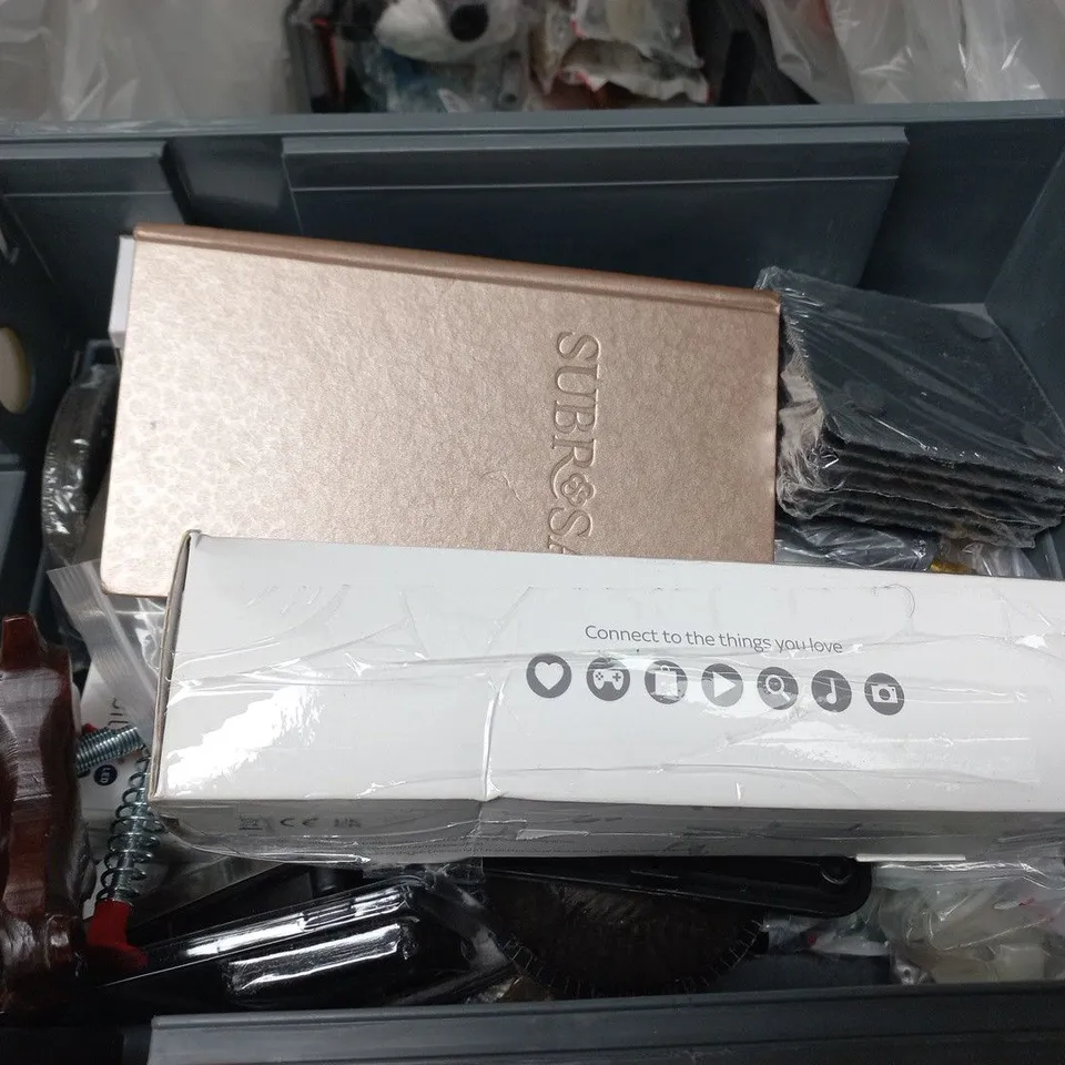 APPROXIMATELY 15 ASSORTED HOUSEHOLD PRODUCTS TO INCLUDE TILL ROLL, AIR WICK ESSENTIAL MIST REFILLS AND MAJOR BRUSHES WATERCOLOUR PALETTE