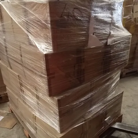 PALLET CONTAINING APPROXIMATELY 40 DESIGNER LIGHTING PRODUCTS