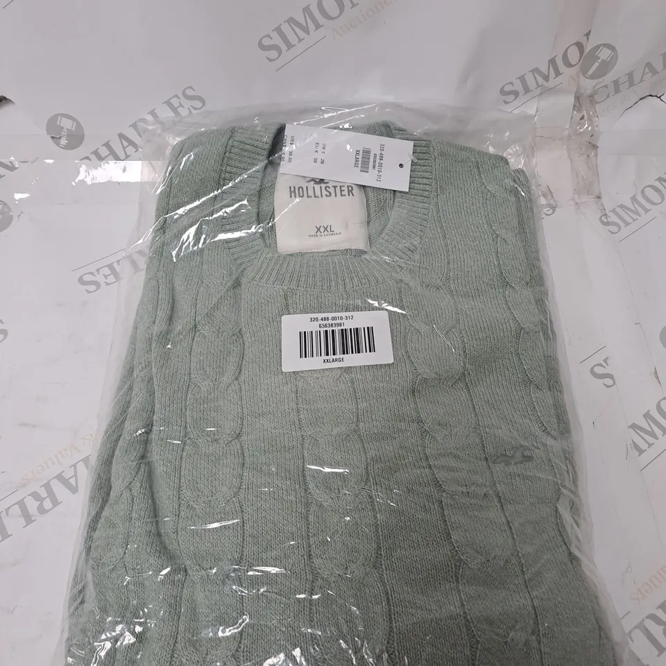 GREEN HOLISTER SWEATER SIZE XXL