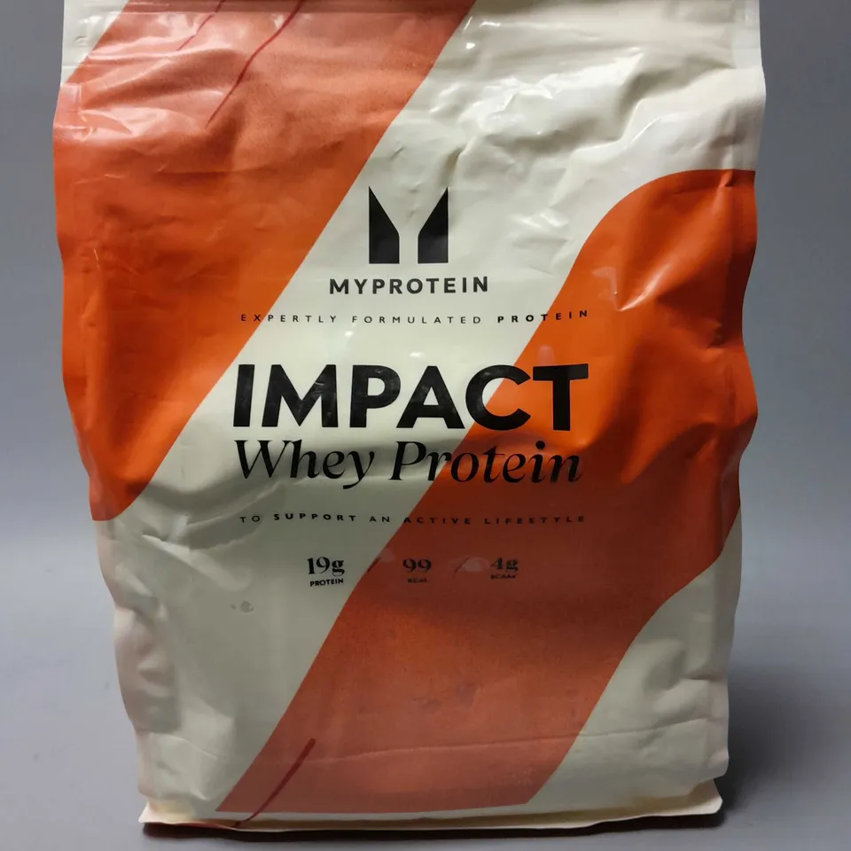 MYPROTEIN IMPACT WHEY PROTEIN VANILLA (2.5kg)