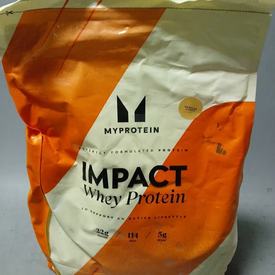 MYPROTEIN IMPACT WHEY PROTEIN VANILLA FLAVOUR (2.5kg)