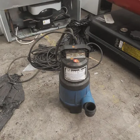 CLARKE SUBMERSIBLE PUMP