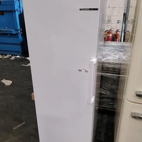 BOSCH KSV33VWEPG/04 LARDER FRIDGE