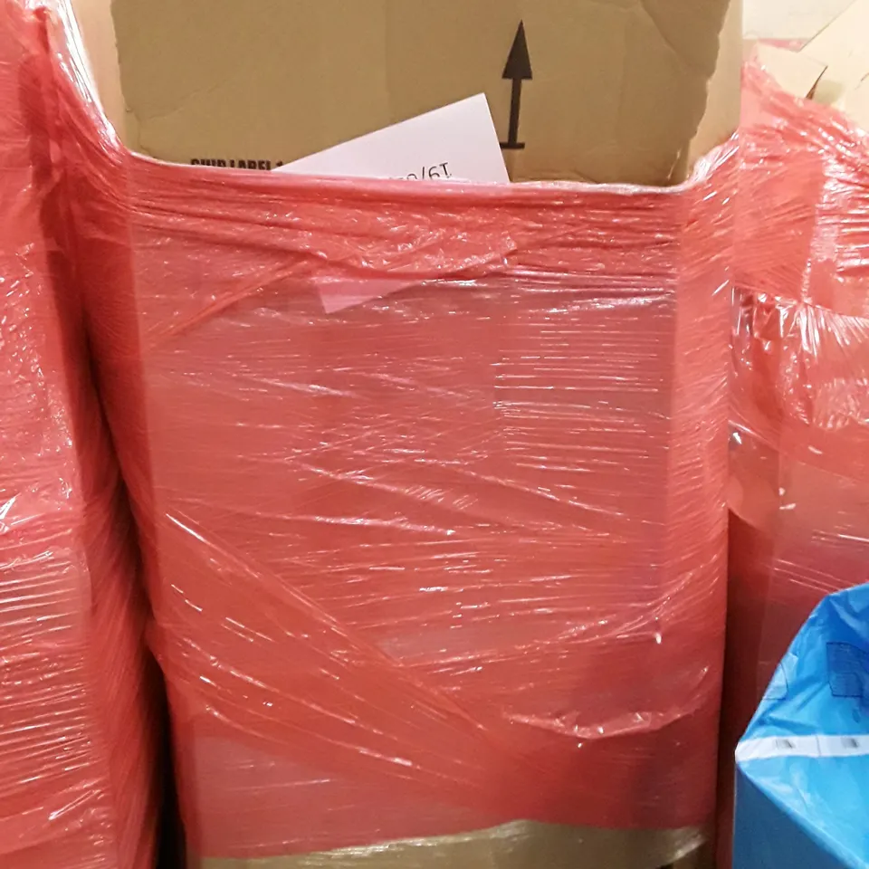 PALLET OF ASSORTED PRODUCTS INCLUDING TOILET SEAT, TRUNKI KIDS SUITCASE, CHRISTMAS TREE, PUZZLE MAT, BABY FITNESS BLANKET