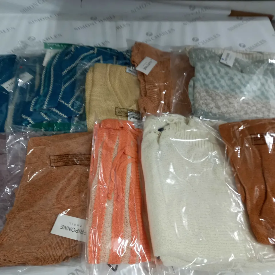 LOT OF 10 ASSORTED BAGGED CLOTHING ITEMS - VARIOUS SIZES
