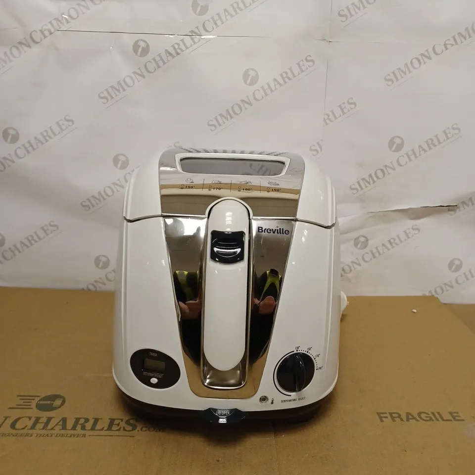 BREVILLE EASY CLEAN DIGITAL FRYER 