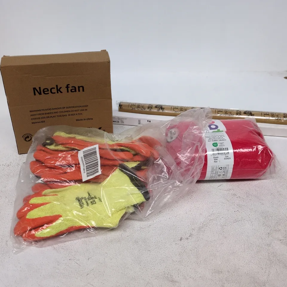 BOX OF APPROXIMATELY 20 ASSORTED ITEMS TO INCLUDE SAFETY GLOVES, NECK FAN, WOOL, LED LONG SENSE LIGHT ETC