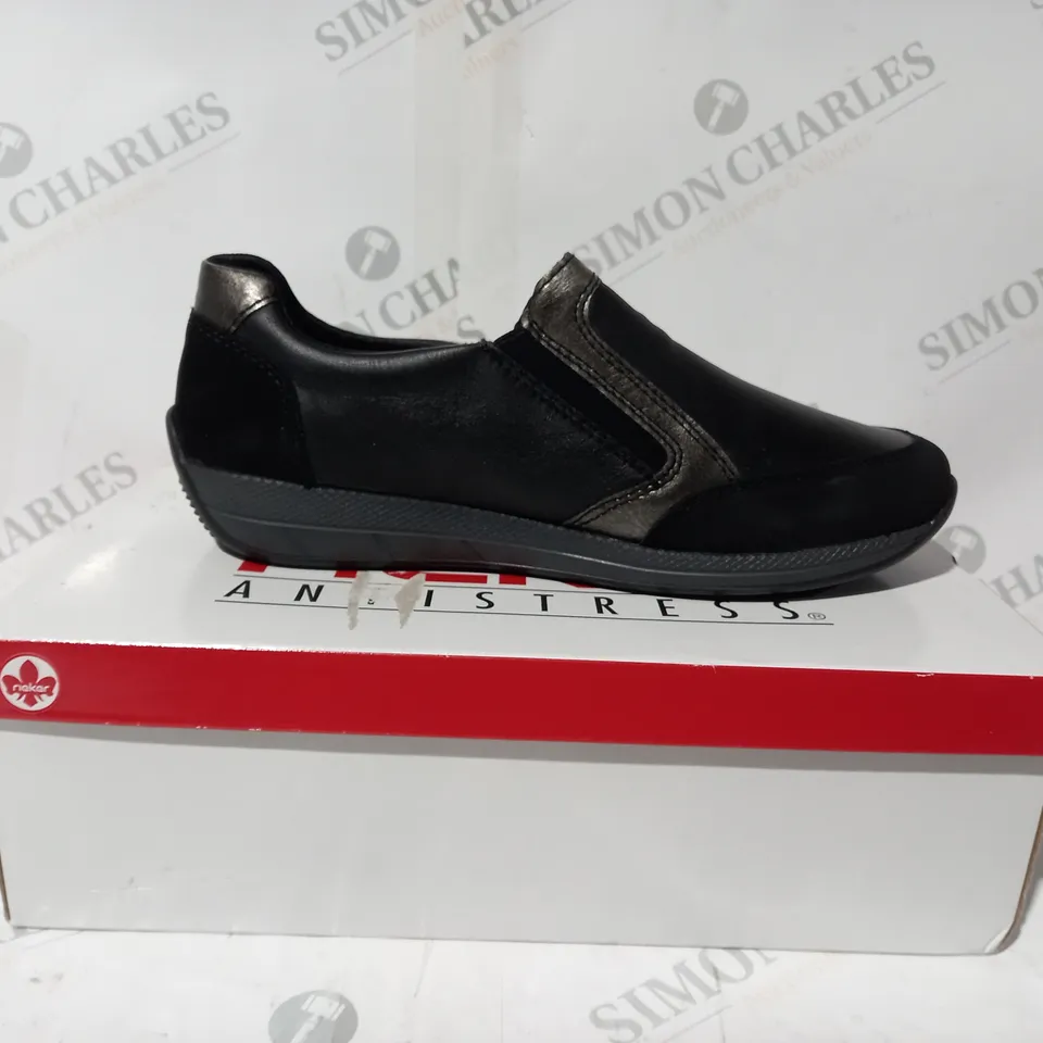 BOXED PAIR OF RIEKER TRAINER SHOES WITH ZIP IN BLACK UK SIZE 6.5