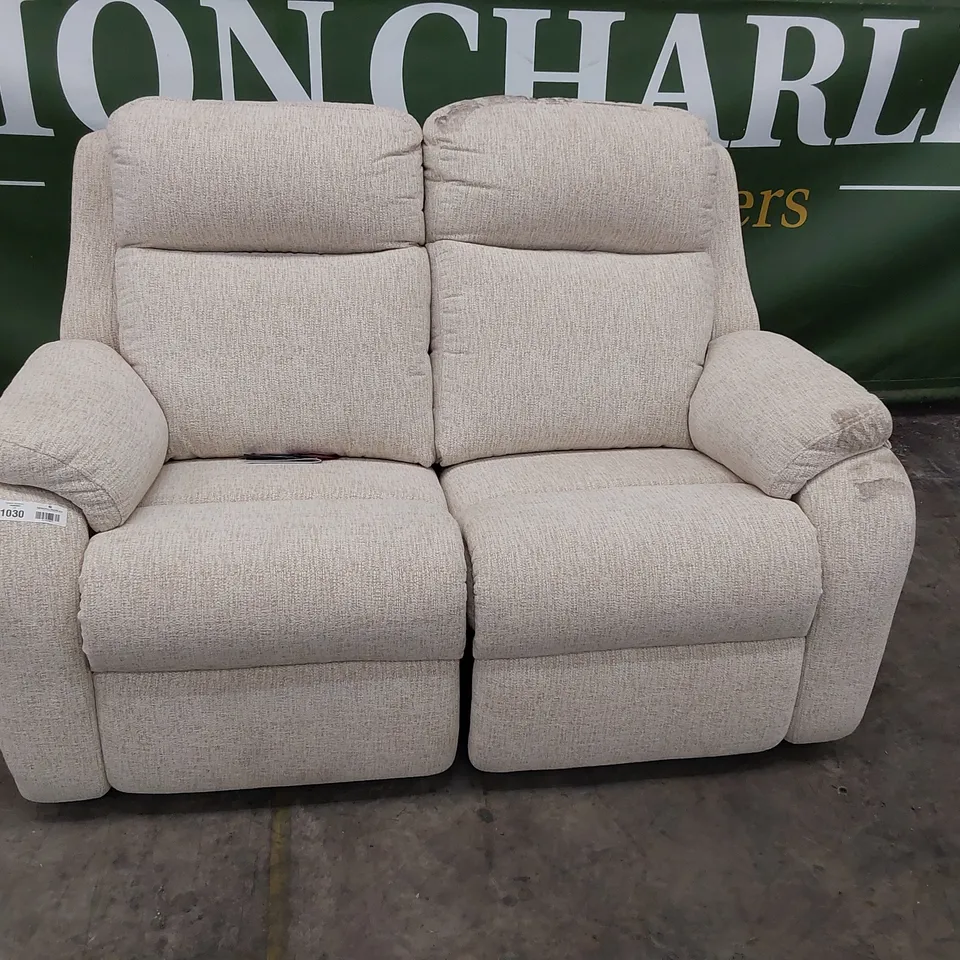 QUALITY BRITISH DESIGNER G PLAN KINGSBURY POWER RECLINING TWO SEATER SOFA RUSH CREAM FABRIC 