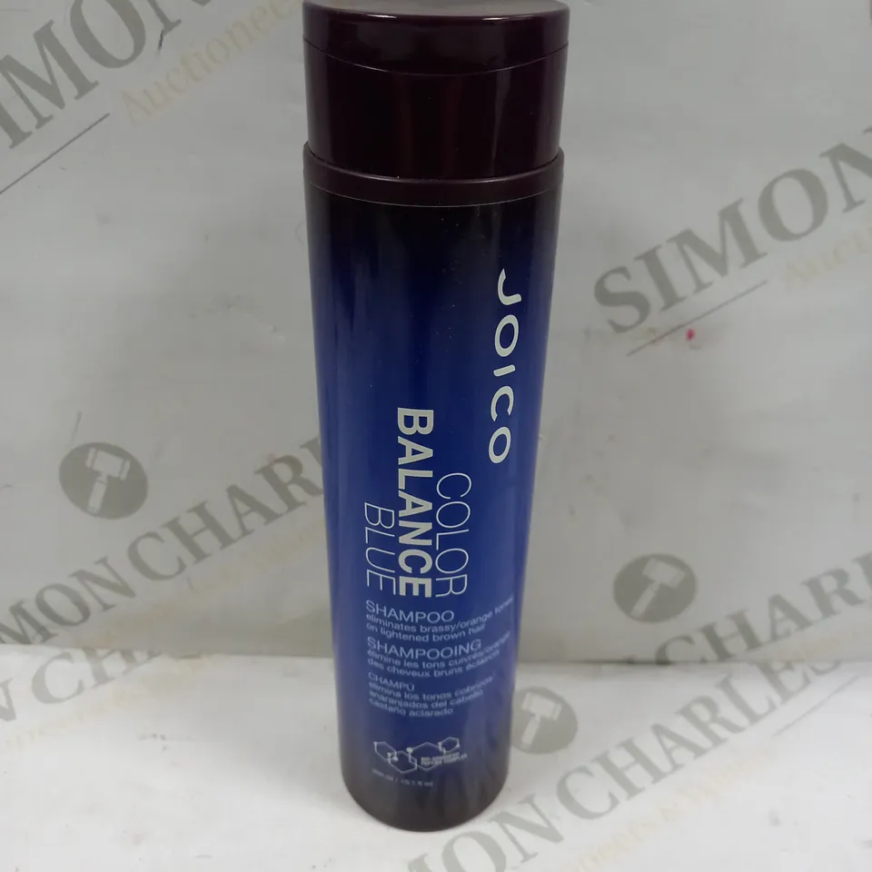 BOX OF APPROXIMATELY 40 JOICE COLOUR BALANCE BLUE SHAMPOO - 300ML