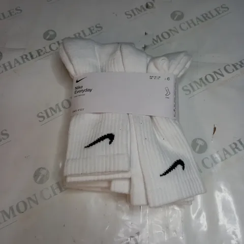 NIKE DRI-FIT SOCKS - 6 PAIRS SIZE 8-11
