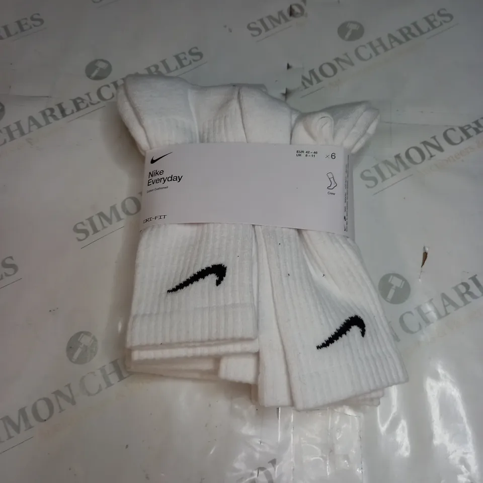 NIKE DRI-FIT SOCKS - 6 PAIRS SIZE 8-11