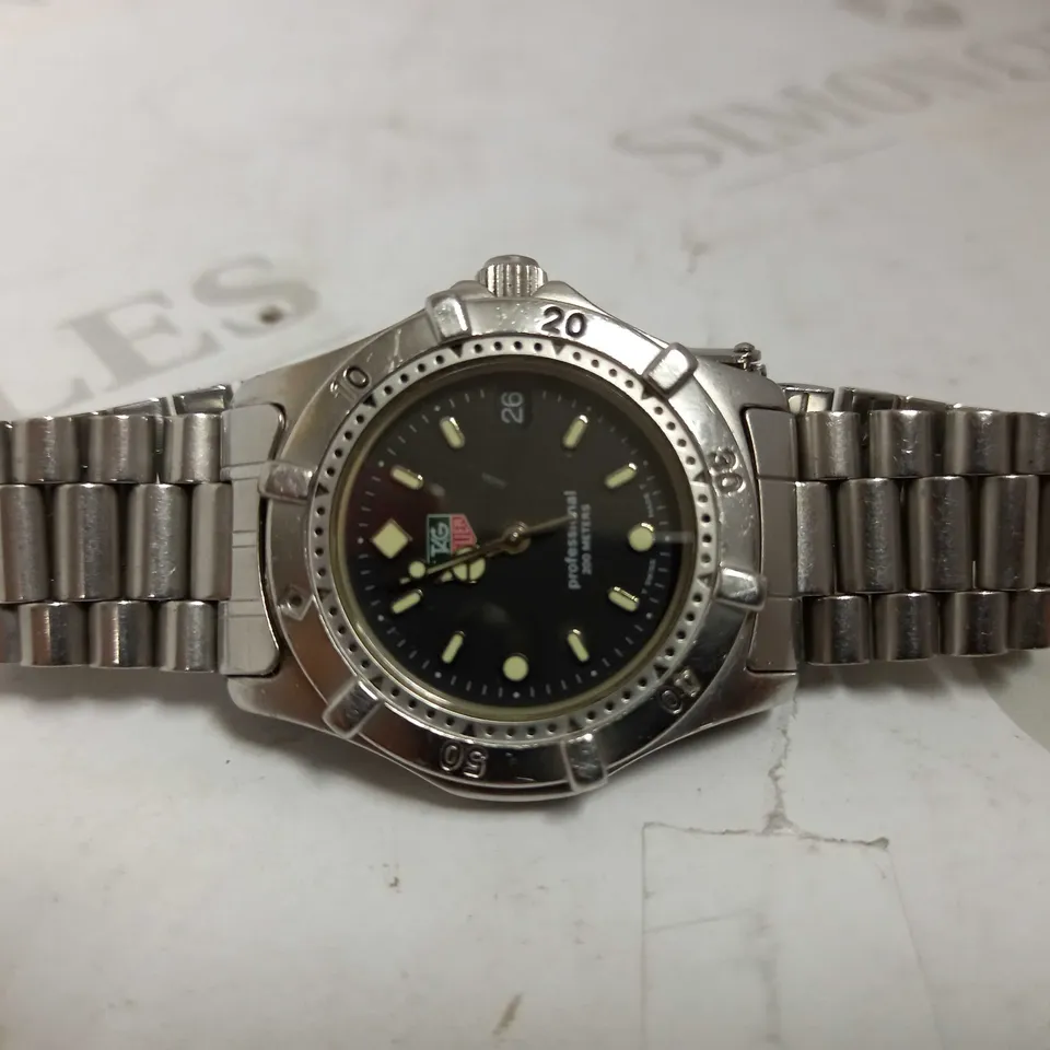 NOVELTY DESIGNER STYLE WATCH