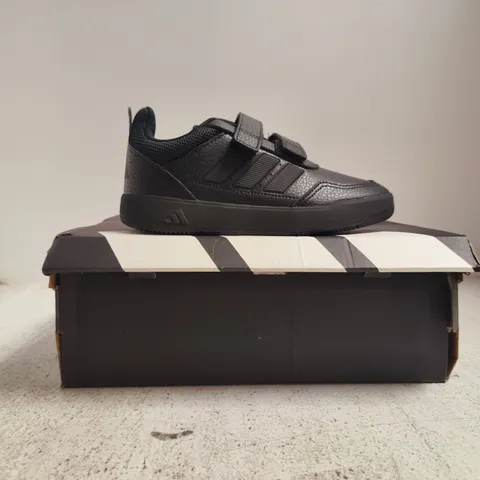 BOXED PAIR OF ADIDAS TENSAUR SPORT 3.0 KID'S TRAINERS IN BLACK SIZE UK 13