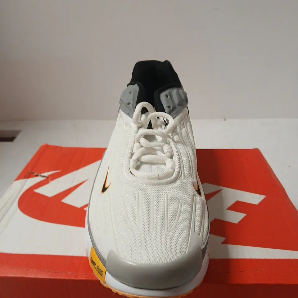 NIKE AIR MAX PLUS III – WHITE/BLACK SNEAKERS, MEN'S UK 9