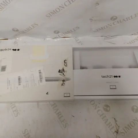 TECH21 IMPACT CLEAR