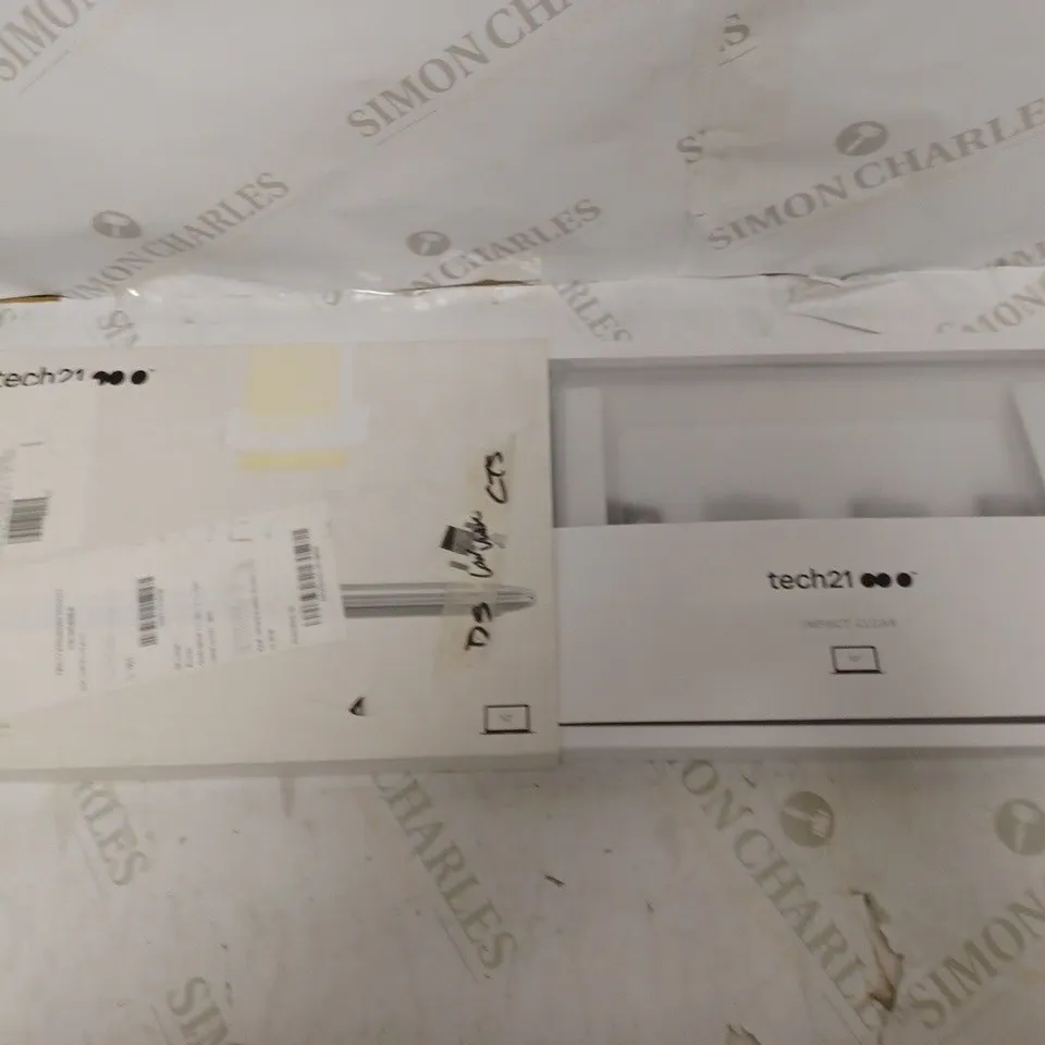 TECH21 IMPACT CLEAR 