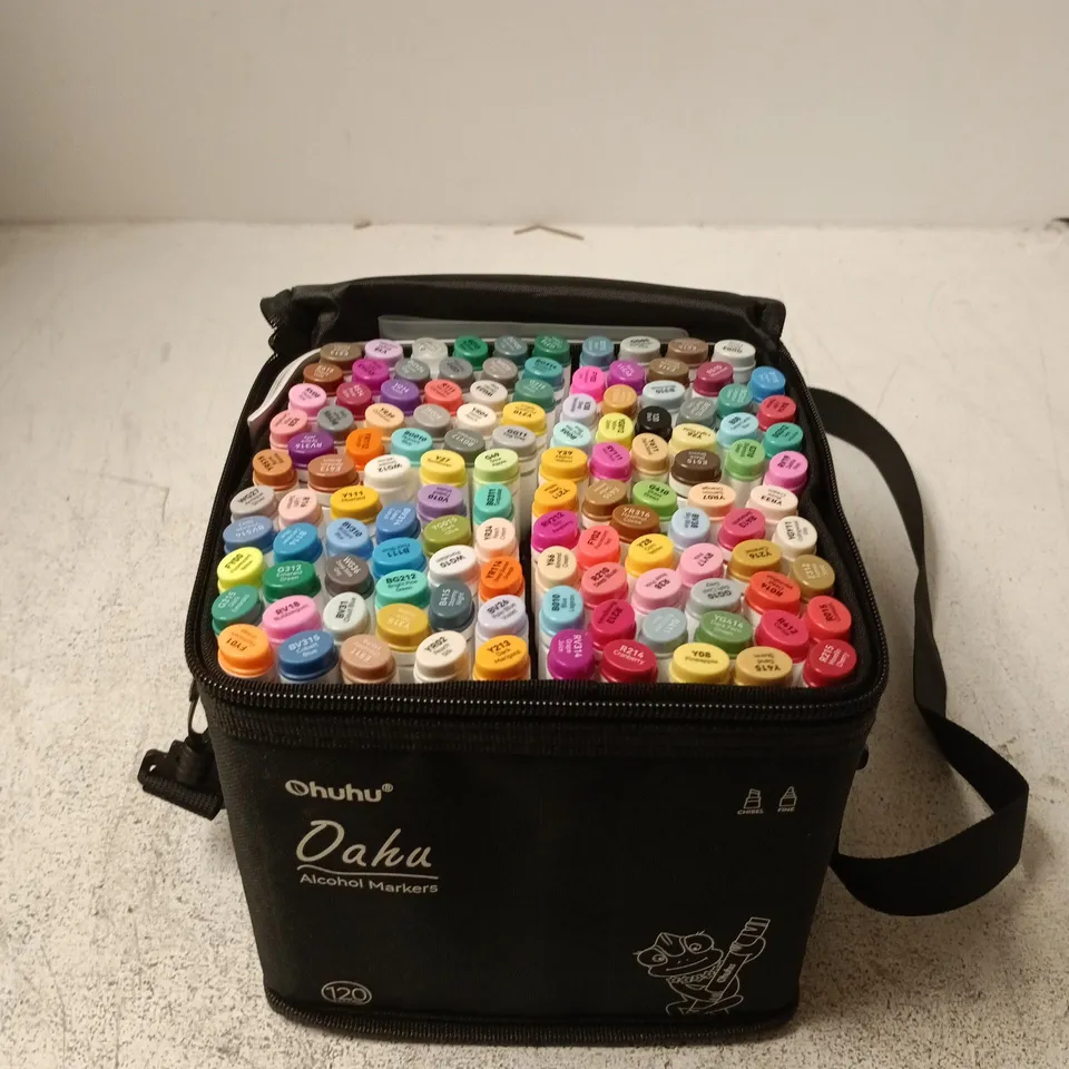 OHUHU OAHU ALCOHOL MARKERS WITH CARRY CASE – 120 COLOURS