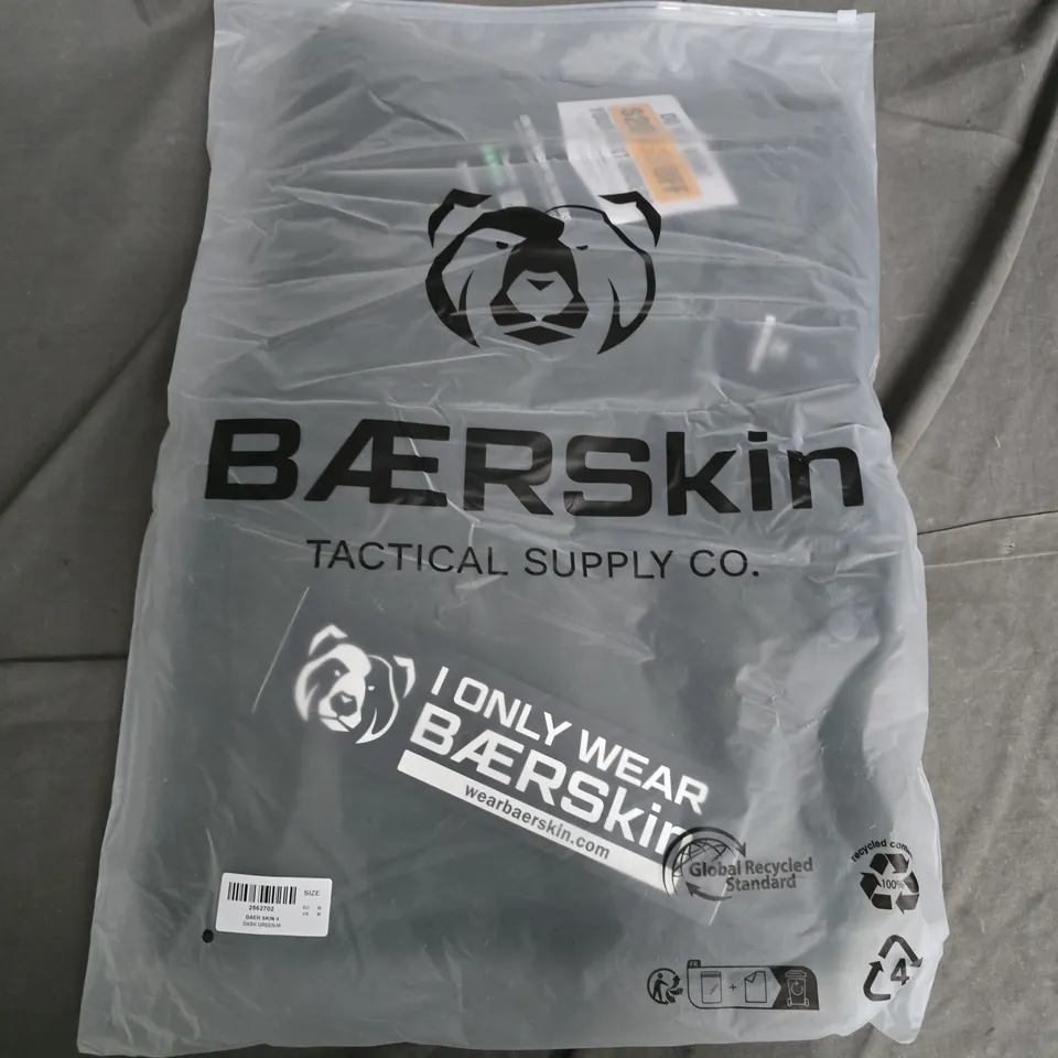 BAGGED BAERSKIN HOODIE 4.0 IN GREEN -  MEDIUM