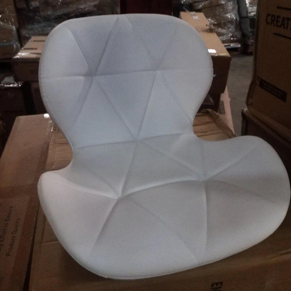 BOXED LUELLA OFFICE SWIVEL CHAIR - WHITE
