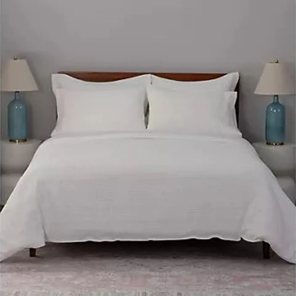 SUPERSOFT BY COZEE HOME JACQUARD STRIPE 6 PIECE DUVET SET IN WHITE SIZE DOUBLE