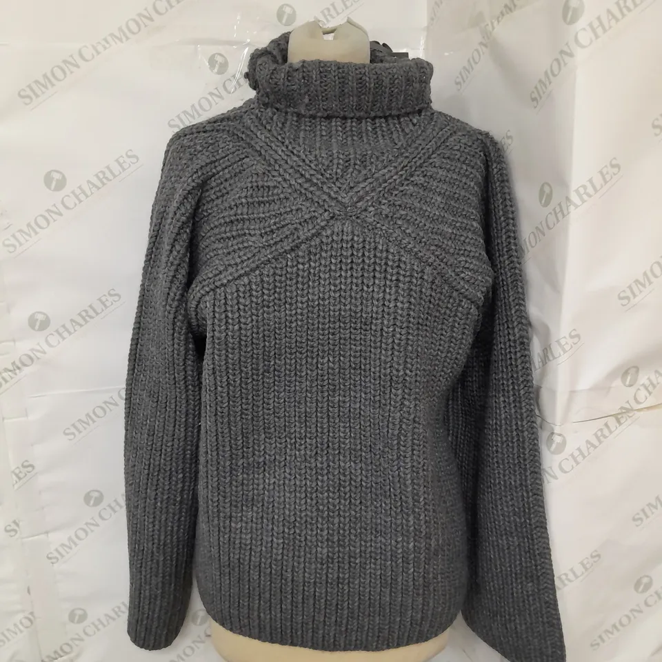 MINT VELVET CHUNKY STITCH JUMPER IN GREY SIZE M