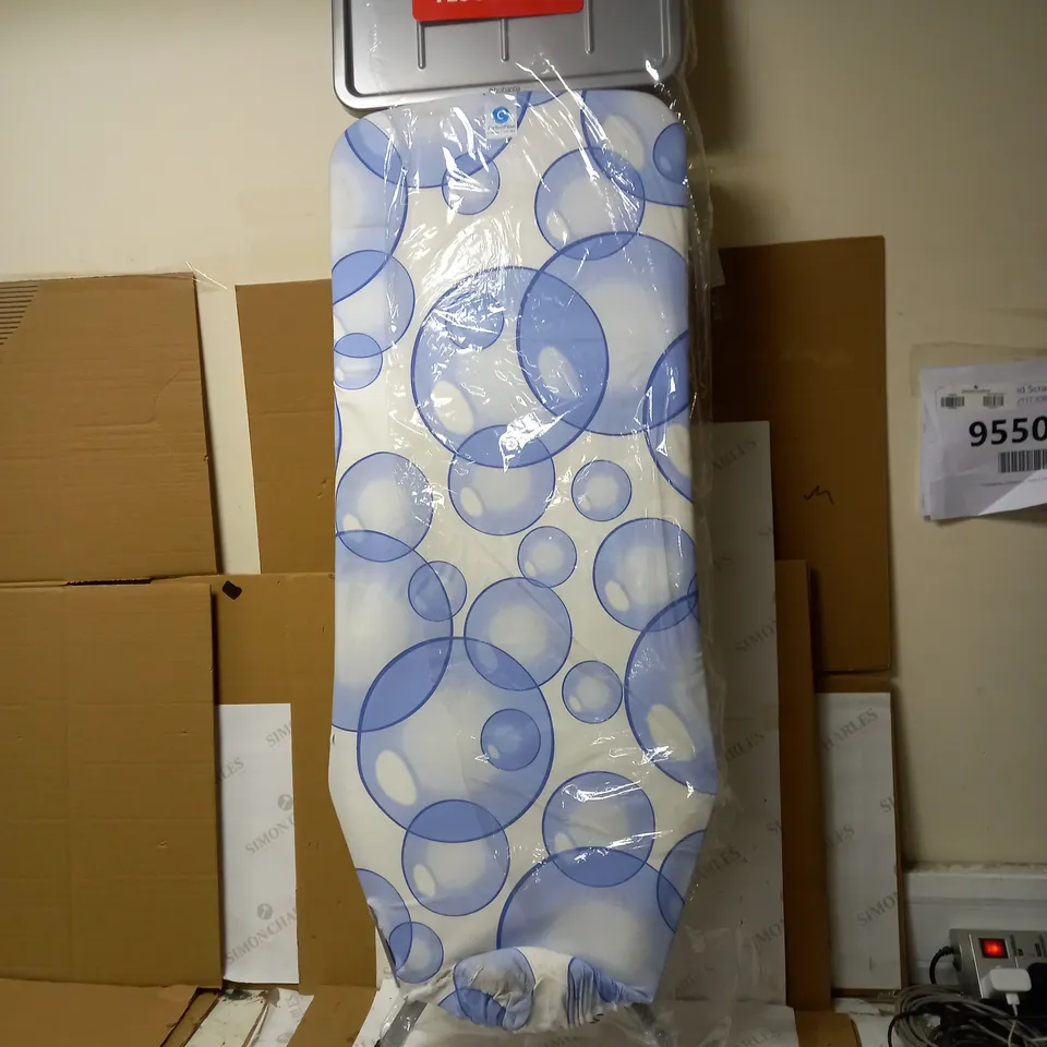 BRABANTIA SUPER STABLE IRONING BOARD