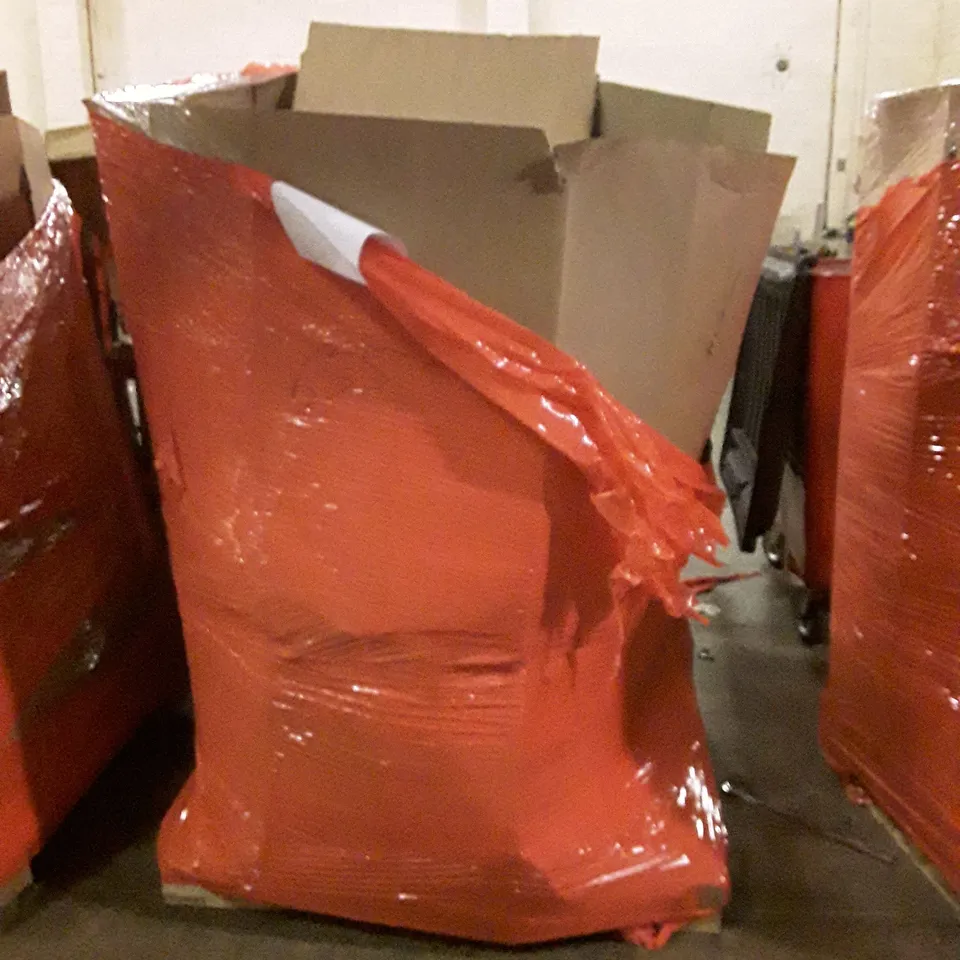 PALLET CONTAINING ASSORTED HOUSEHOLD PRODUCTS INCLUDING LAUNDRY BASKETS, PARTY GAMES, COFFEE TABLE ETC