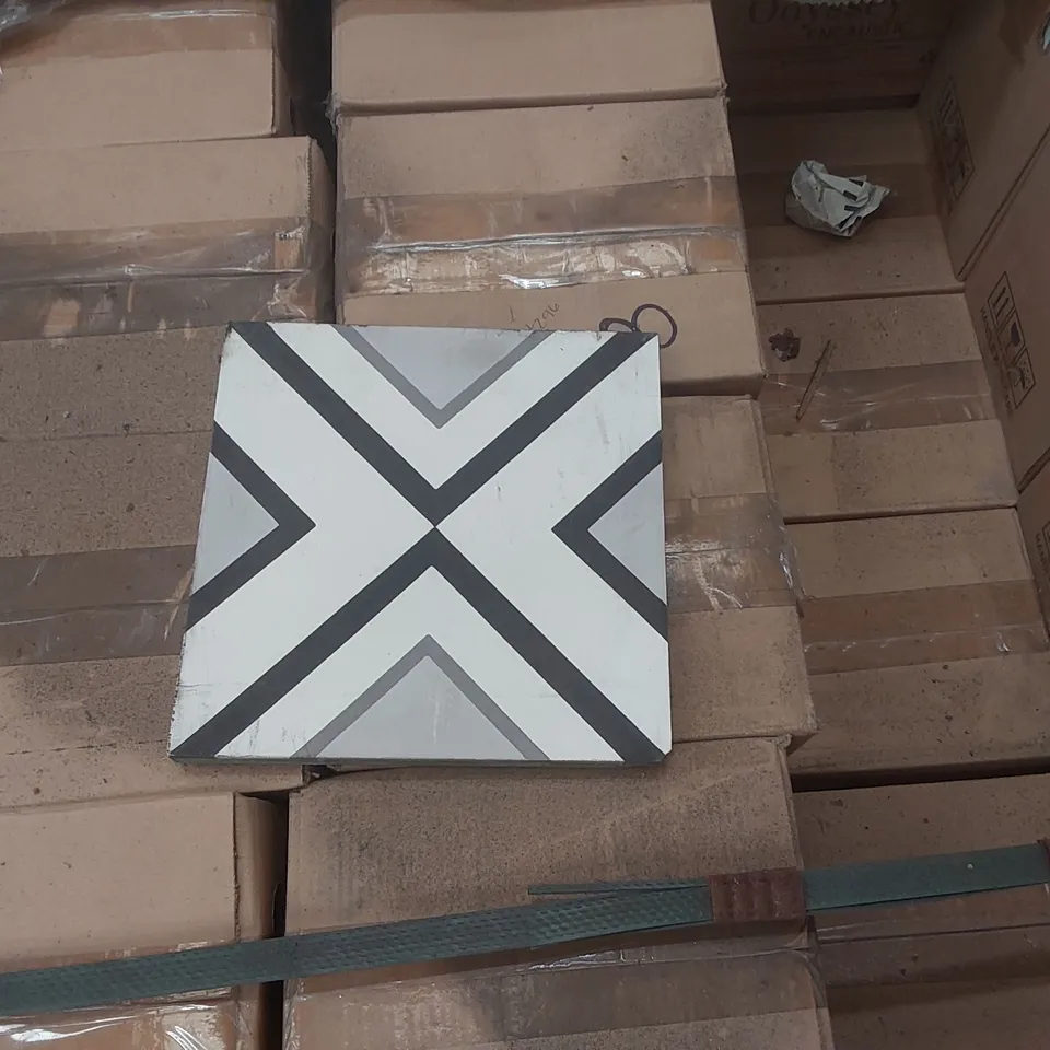 PALLET CONTAINING APPROXIMATELY 613x BRAND NEW ALEXA ENCAUSTIC TILES - 20 x 20cm