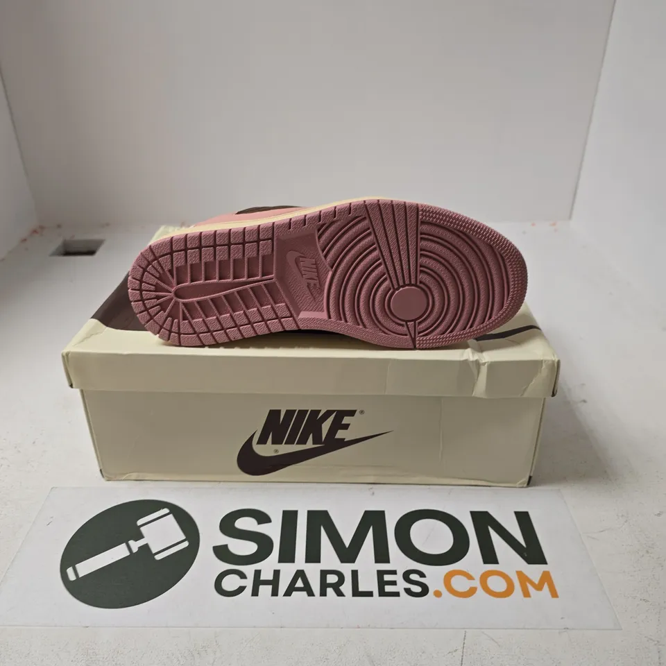 BOXED PAIR OF NIKE WOMENS AIR JORDAN 1 LOW TRAINERS TRAINERS IN BROWN/PINK/WHITE - UK 6