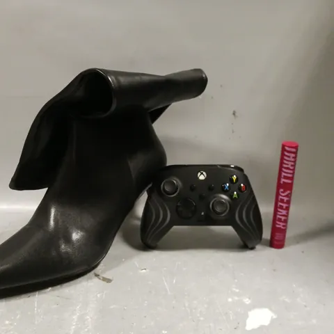 BOX OF APPROXIMATELY 5 ASSORTED ITEMS TO INCLUDE - PDP AFTERGLOW WAVE WIRED CONTROLLER , THRILL SEEKER EXTREME BLACK MASCARA , NEW LOOK STILETTO HEELS UK 7 ETC