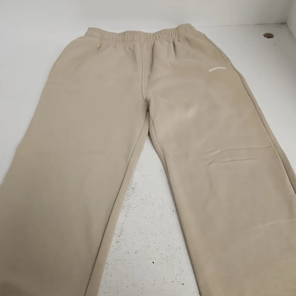 SISTERS AND SEEKERS BEIGE SWEATPANTS – SIZE S