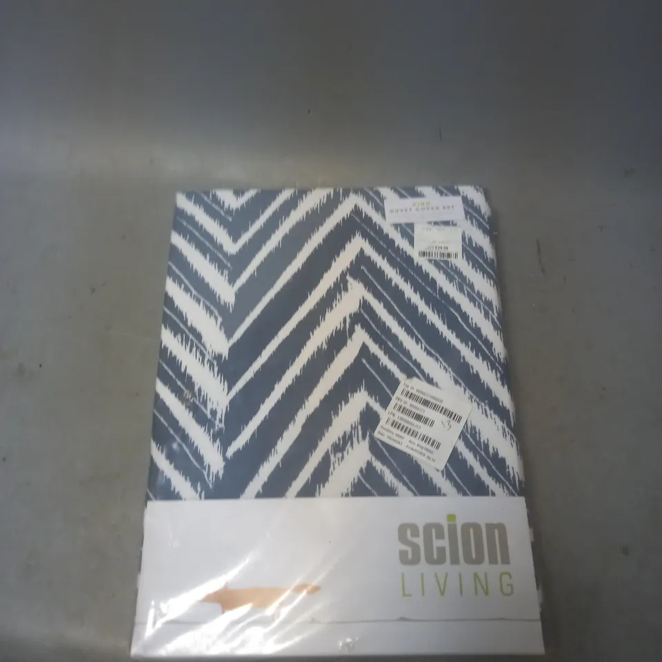 SCION LIVING KING DUVET COVER SET 