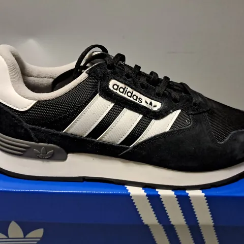 BOXED ADIDAS TREZIOD 2 BLACK TRAINERS - UK 7 1/2