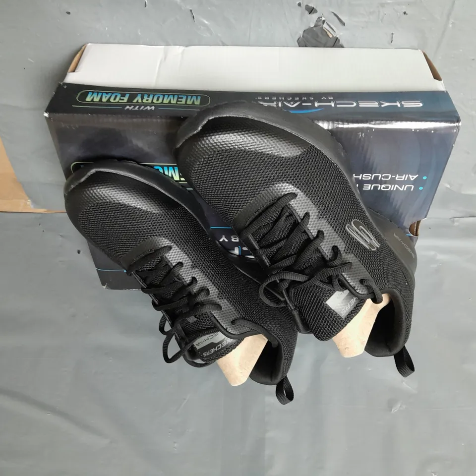 SKECH-AIR BY SKECHERS MENS KNITTED TRAINERS BLACK SIZE 8