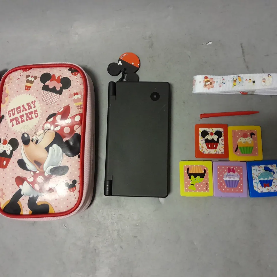 NINTENDO DS IN BLACK WITH DISNEY MINNIE MOUSE ACCESSORIES