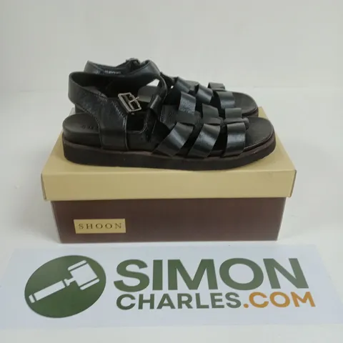 BOXED PAIR OF SHOON SHIPSHAPE SQUARE TOE GLADIATOR SANDALS IN BLACK LEATHER - SIZE 40