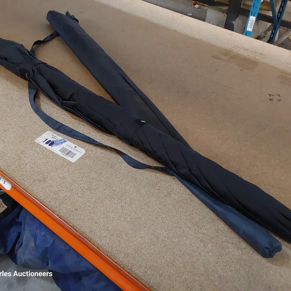 BLUE UMBRELLA & CARRY SLEEVE