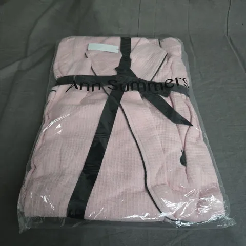 BAGGED ANN SUMMERS SELF INDULGENCE ROBE IN PINK SIZE XL