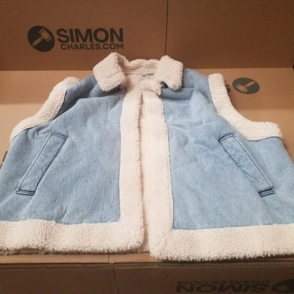 BOX CONTAINING APPROXIMATELY 4 BRAND NEW SIMPLY BE BLUE REGULAR SLEEVELESS DENIM GILETS - SIZE 24